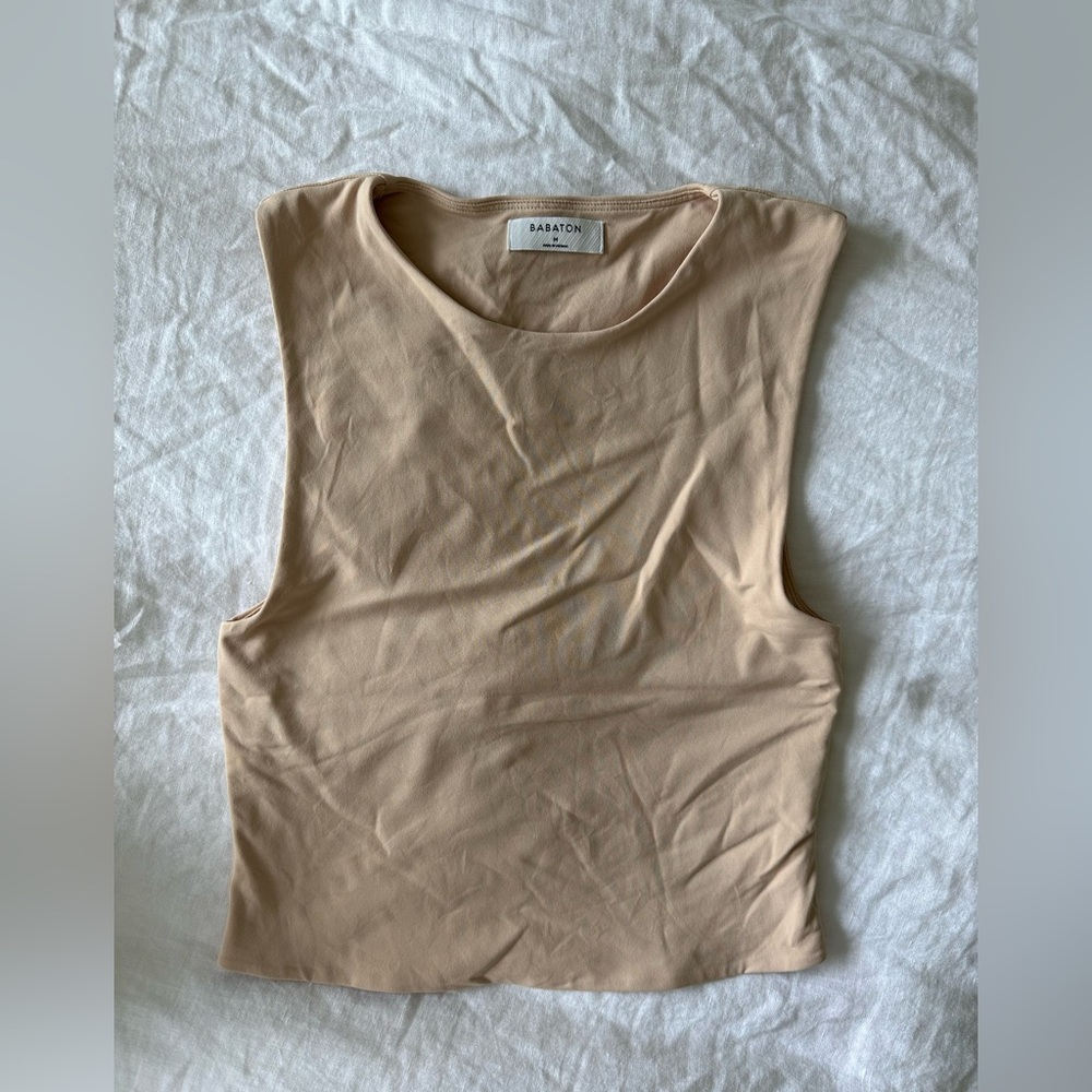 Aritzia stretchy cropped top size medium